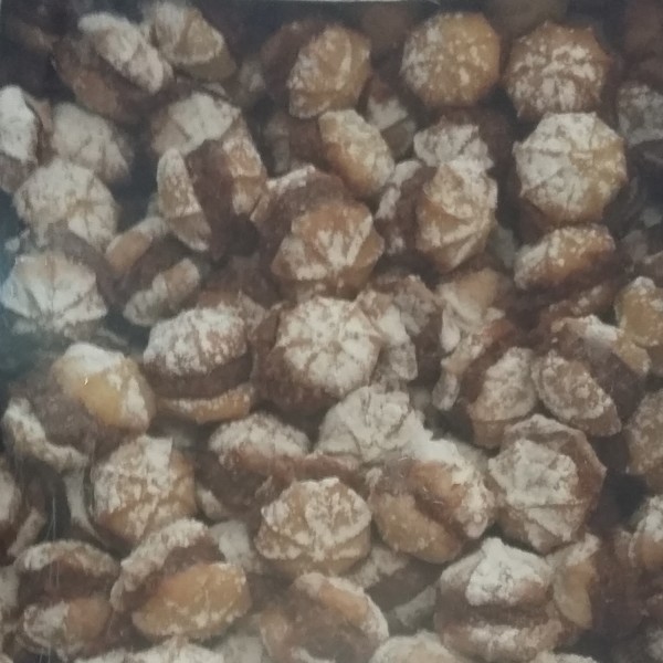 Fursecuri minirozete cu crema cacao